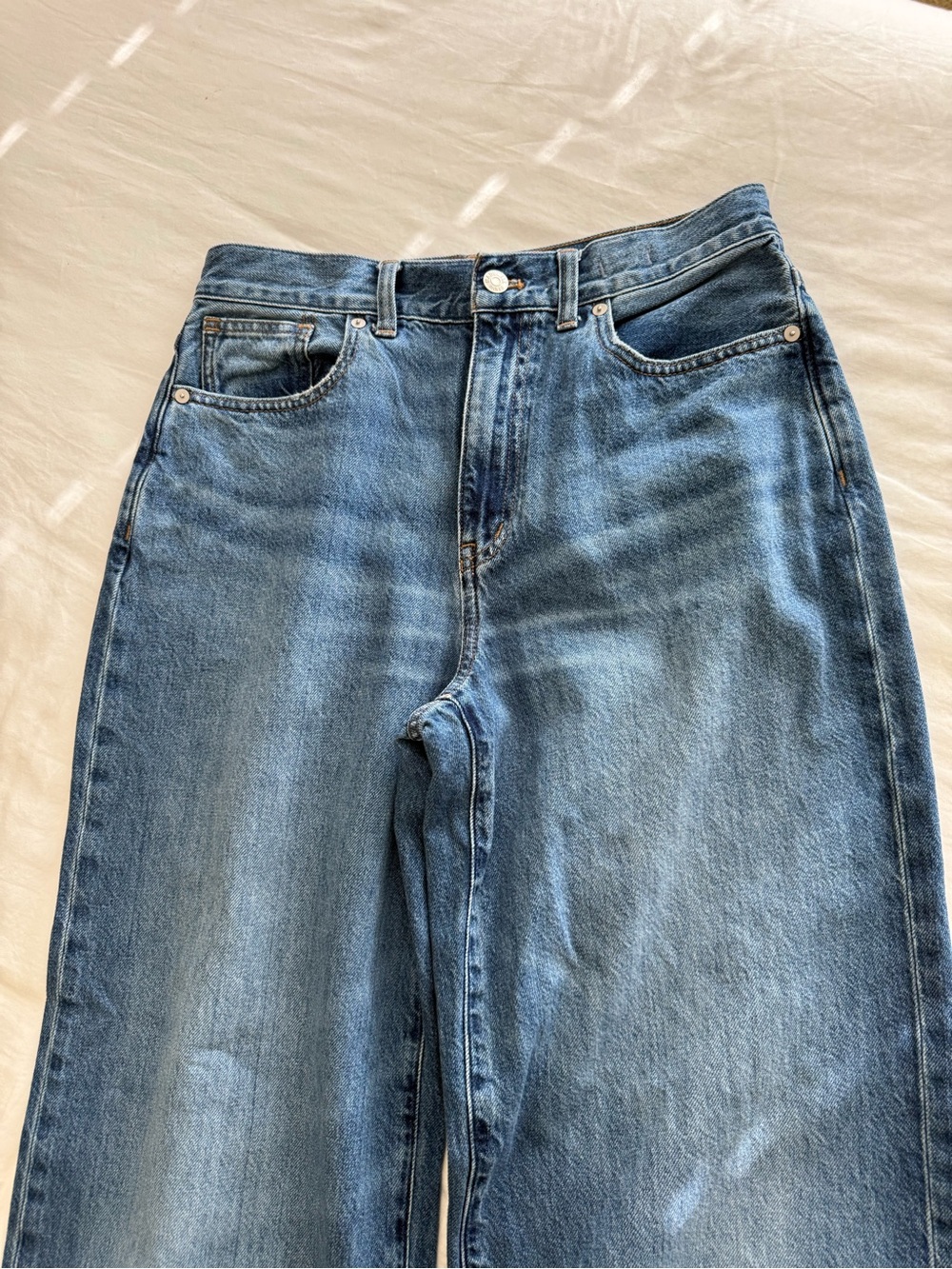 Madewell High-Waist Wide-Leg Jeans in Light Blue Denim